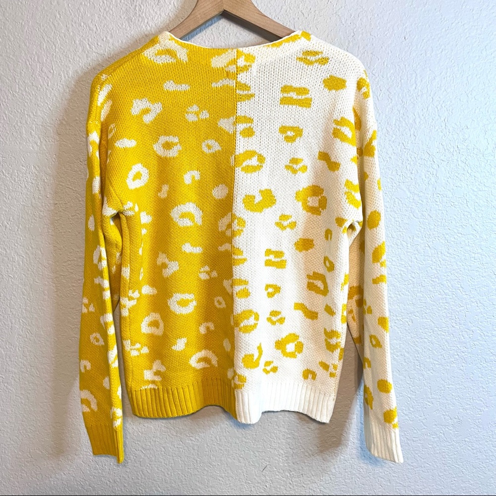 ANDREE by Unit Split Color Leopard Print Cardigan - Picture 7 of 10